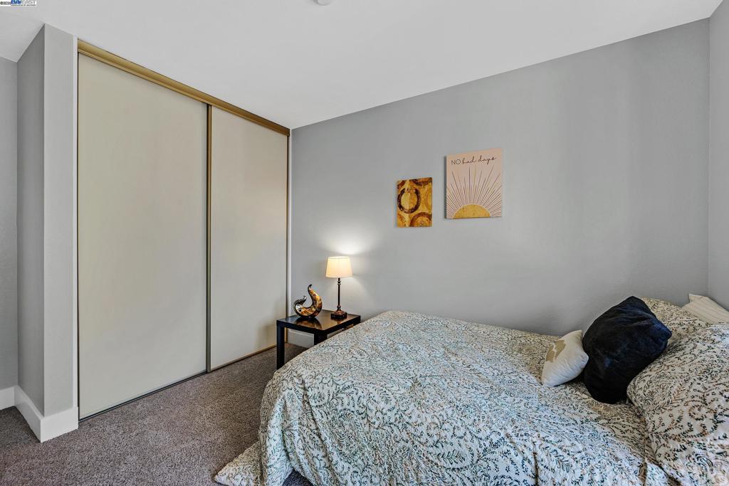 FOXWOOD - Residential