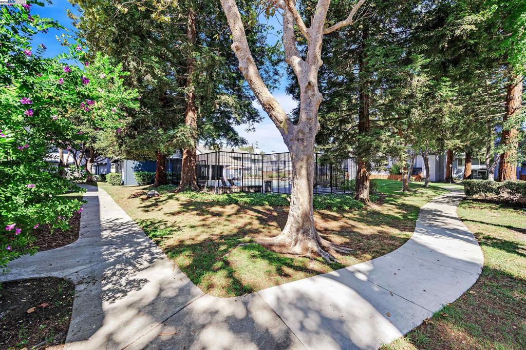 FOXWOOD - Residential