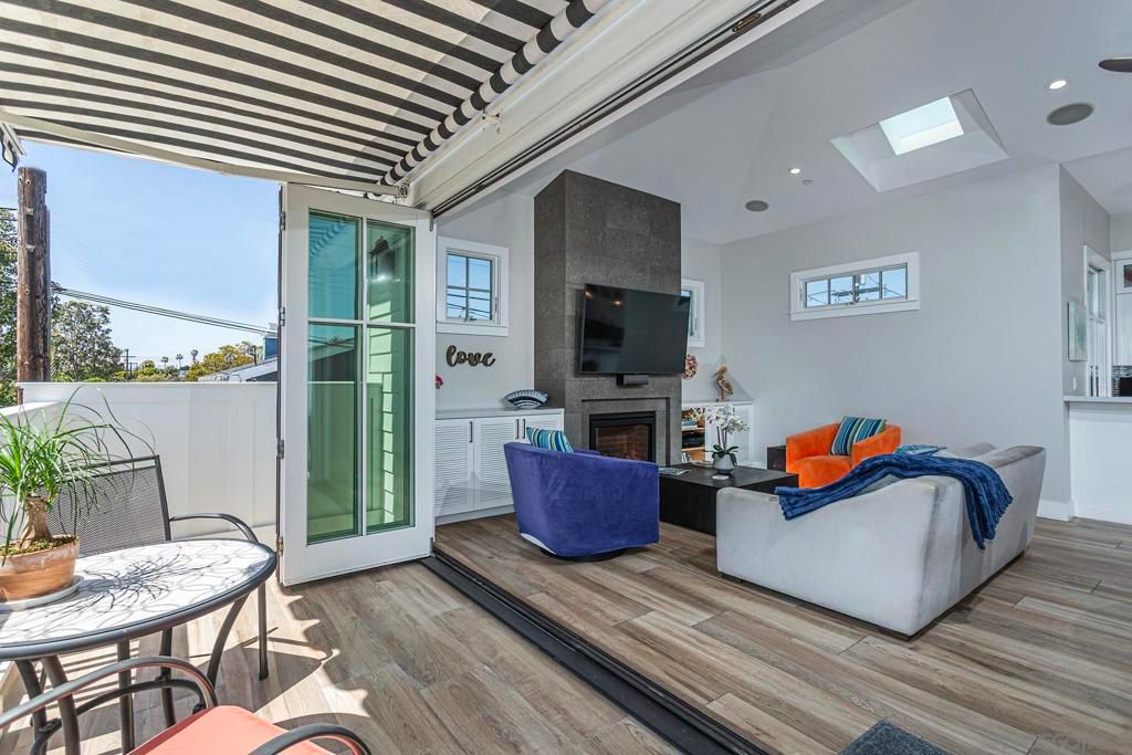 Photo of 617 9Th Street St, Coronado, CA 92118 (MLS # 250040674SD)