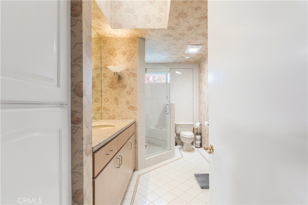 La Costa - Residential