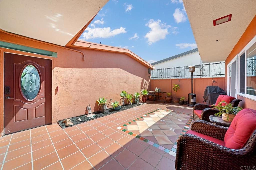 3890 Vista Campana S 34
