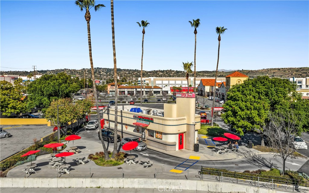 4180 N Harbor