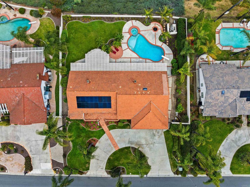 1560 Mandeville Place