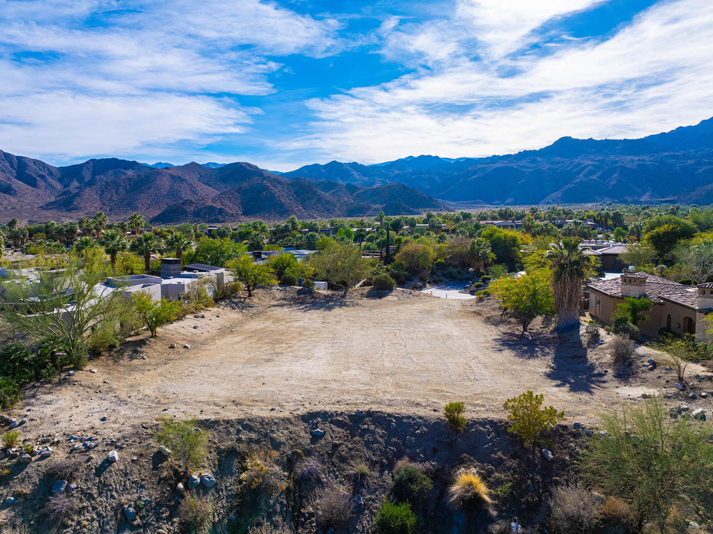 206 Palm Ridge