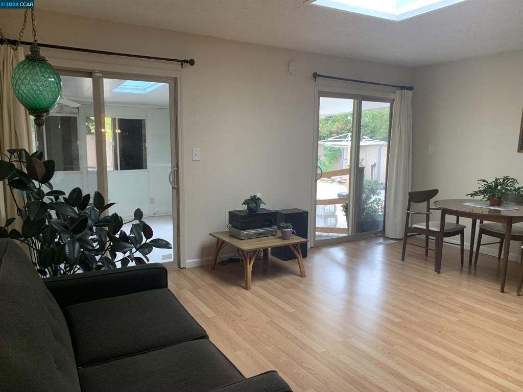 SILVERCREEK - Residential