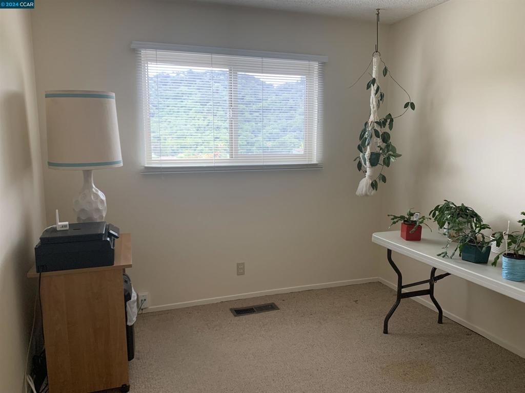 SILVERCREEK - Residential