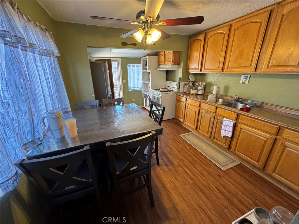 129 Smilax Road 31