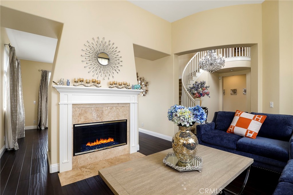 Properties 3 608 Chaparral Court