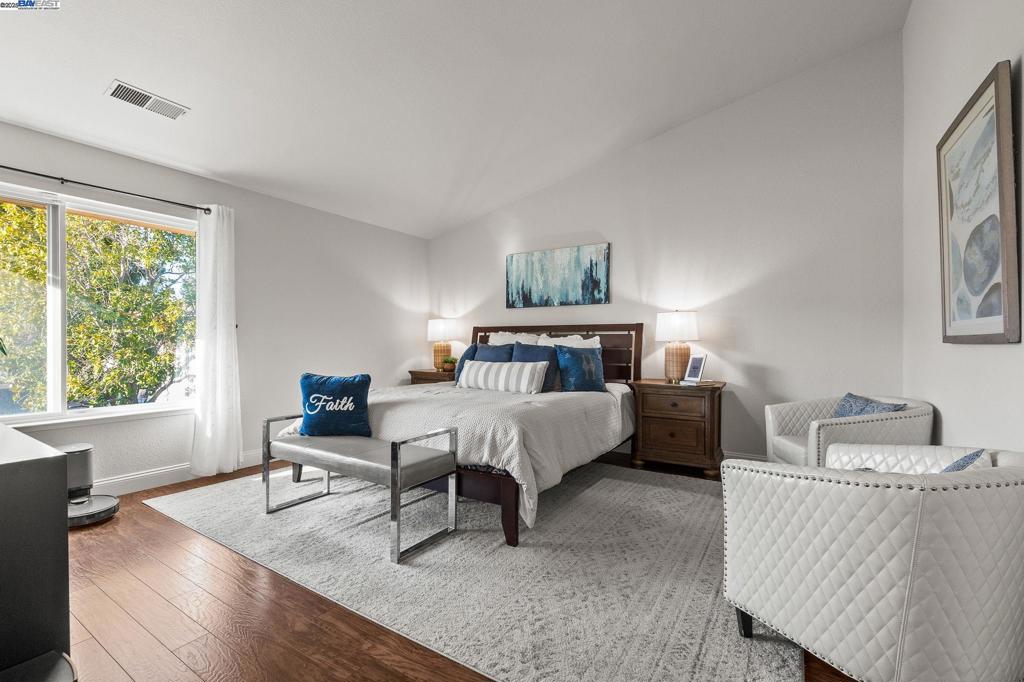 SUNSET TERRACE - Residential