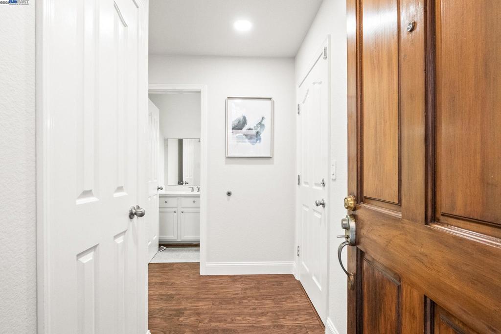 SUNSET TERRACE - Residential