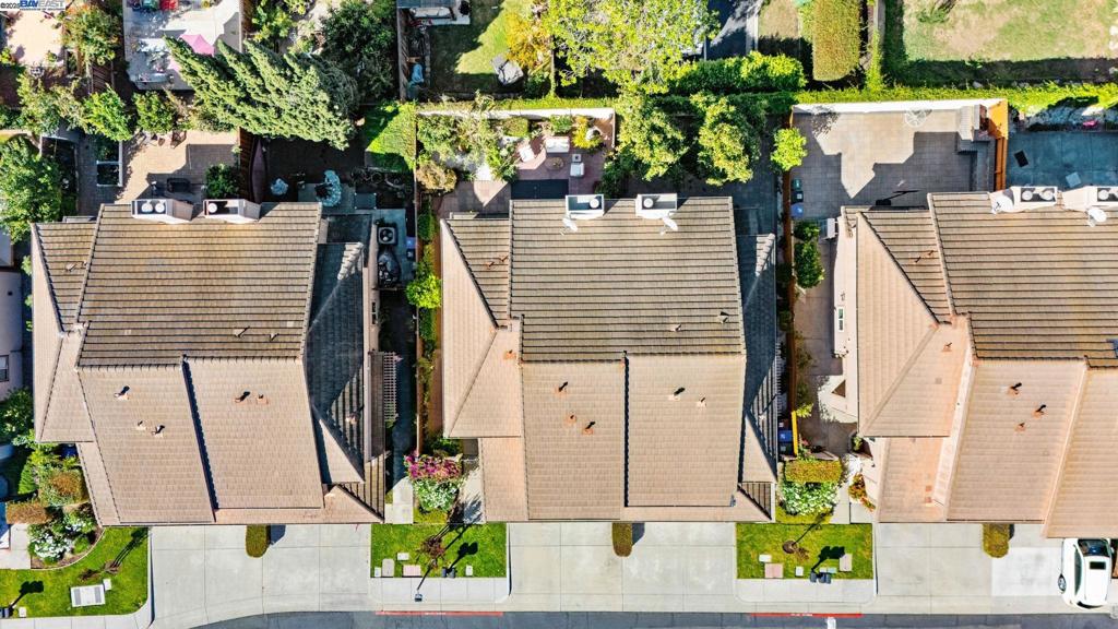 SUNSET TERRACE - Residential