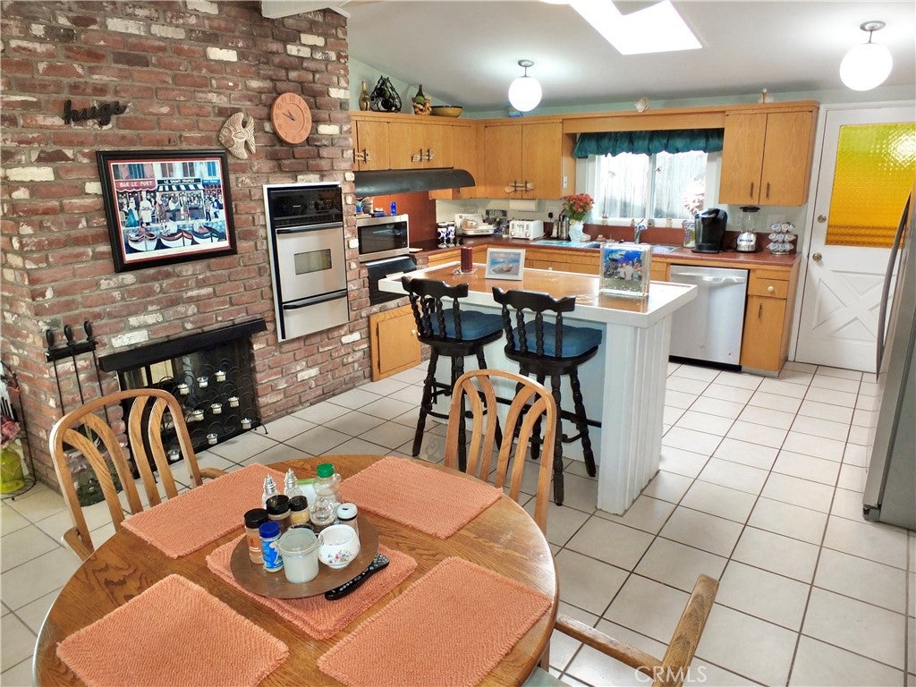 453 Princeton Drive, Costa Mesa CA 92626 - Photo 11
