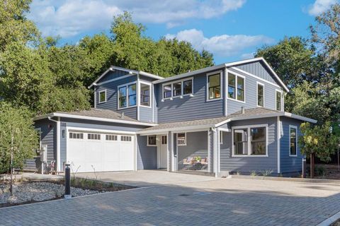 Photo of 765 Cuesta Drive, Mountain View, CA 94040 (MLS # ML82044828)