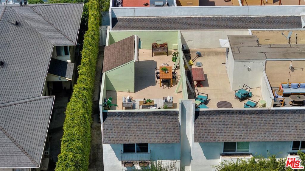 Photo of 1745 Selby Avenue #11, Los Angeles, CA 90024 (MLS # 25565229)