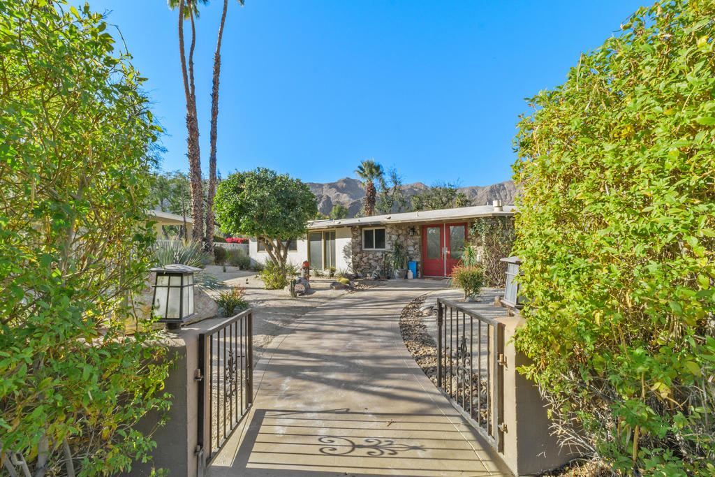70801 Fairway Drive