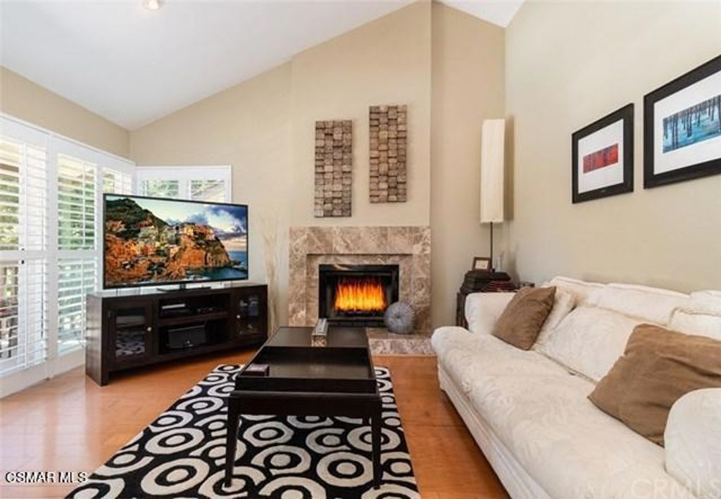 Photo of 74 Rosehedge Lane, Oak Park, CA 91377 (MLS # 226000308)