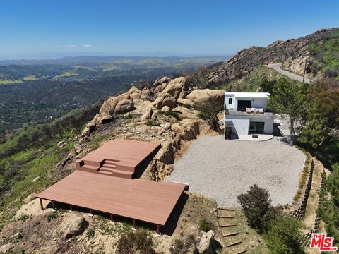 24641 Piuma Road Malibu CA 90265