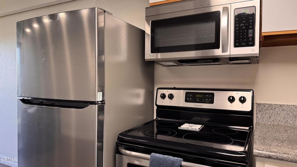 1450 Locust Avenue 425