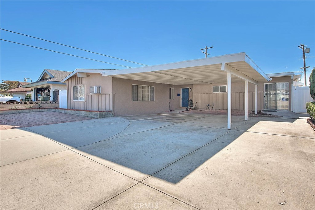 Properties 3 1435 W Rosewood Ct