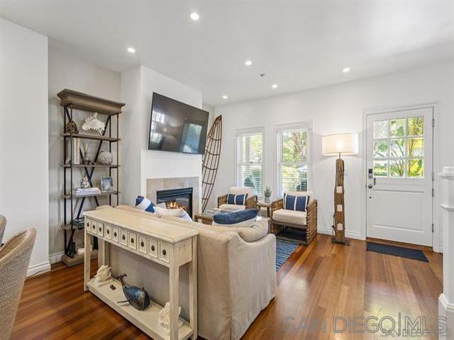 Coronado Village - Residential Lease