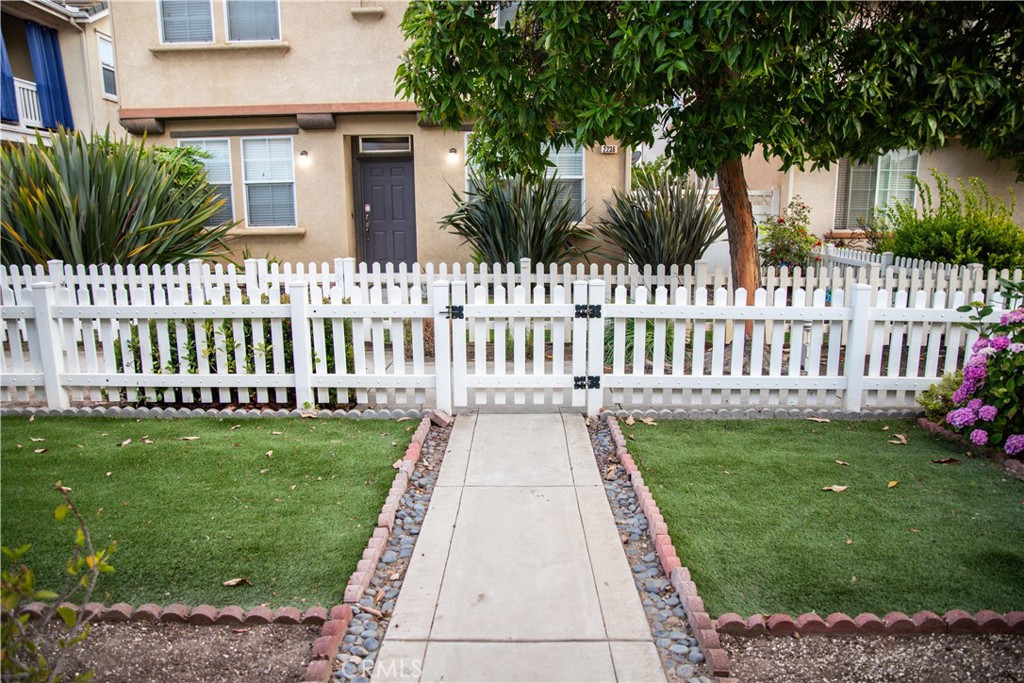 2226 Nightshade Lane
