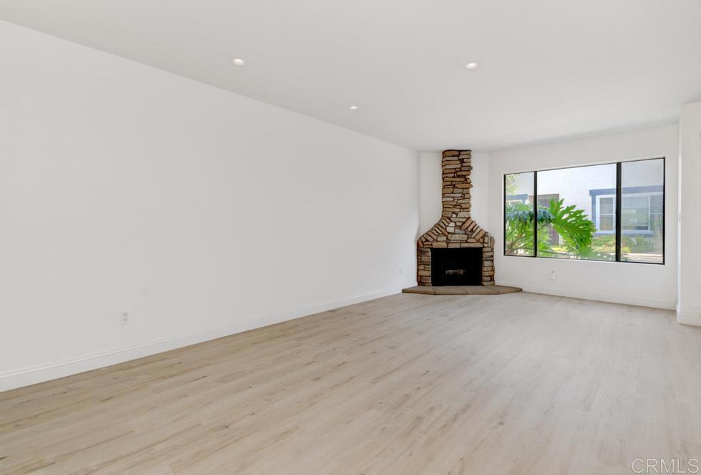 3414 Del Este Way