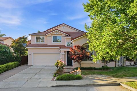 Photo of 3289 Monte Verde Lane, San Jose, CA 95135 (MLS # ML82031916)