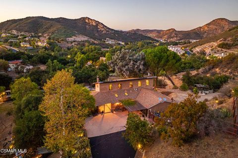 Photo of 356 E Carlisle Road, Thousand Oaks, CA 91361 (MLS # 225004934)