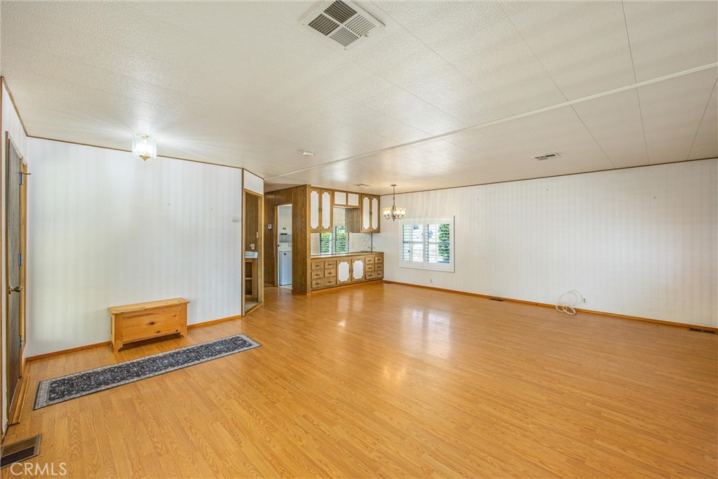 9635 Crestknoll