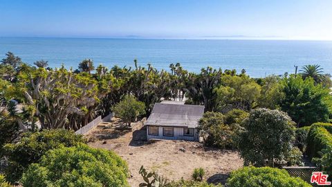 Photo of 2482 Shelby Street, Summerland, CA 93067 (MLS # 26719797)