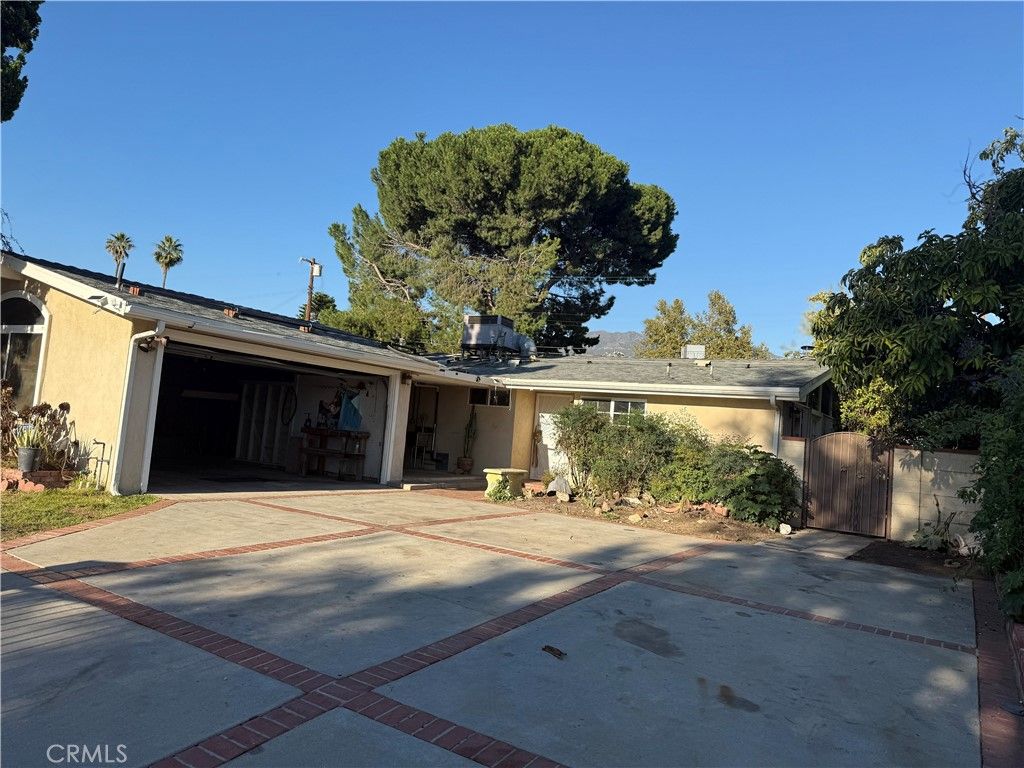 Photo of 13016 Jamie, Sylmar, CA 91342 (MLS # SR25265650)