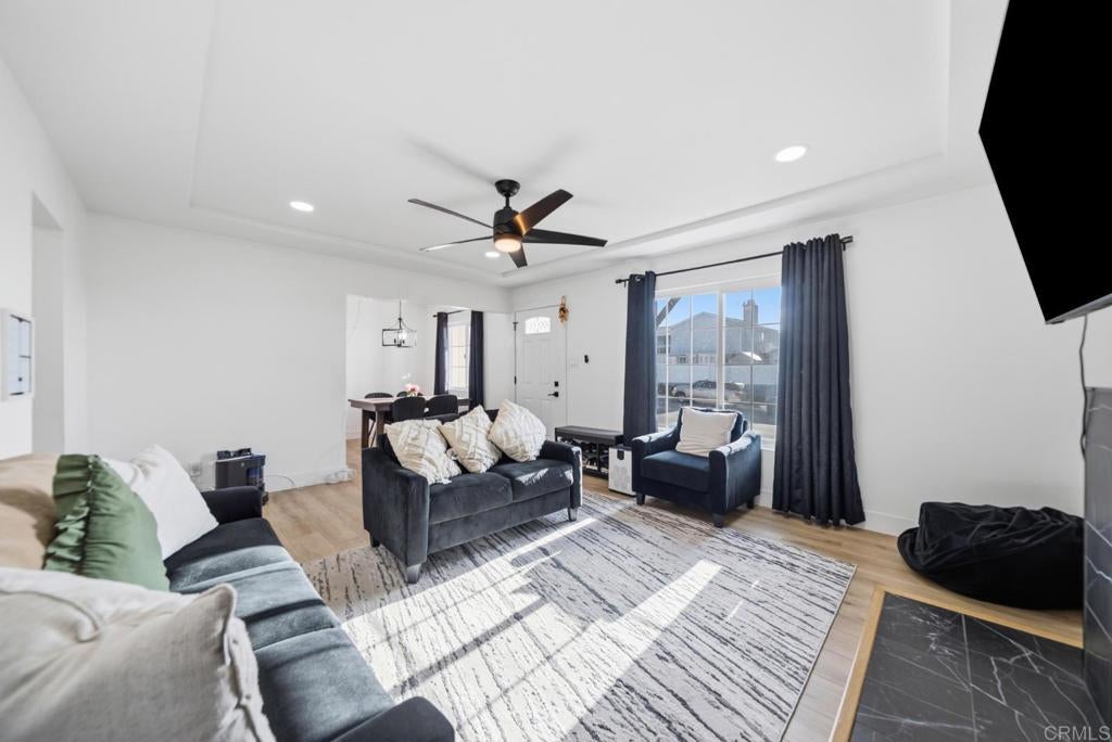 649 S 61St Street