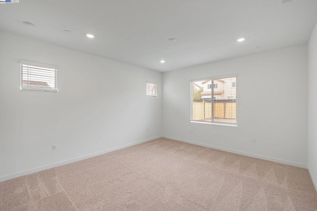 Not Listed - Residential