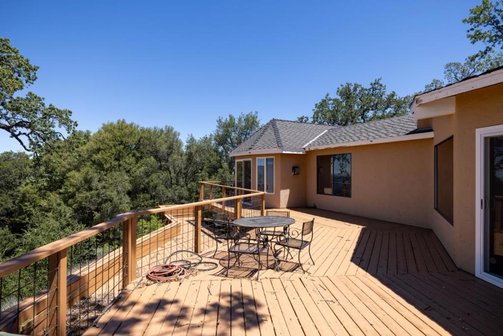 39700 Laurel Springs Road