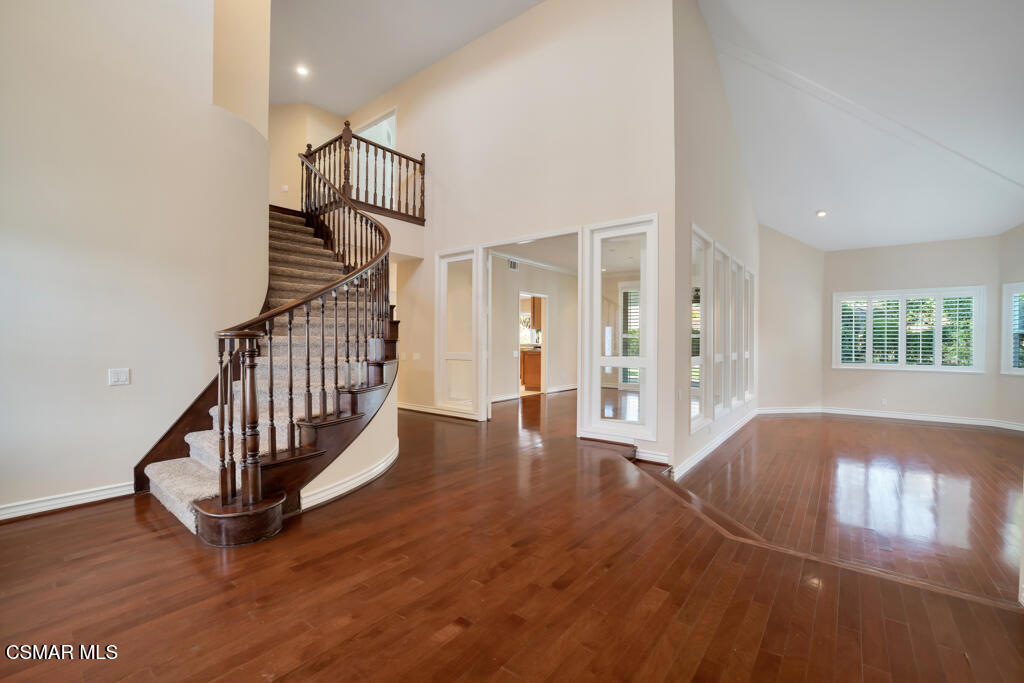 Properties 12048 Silver Crest Street