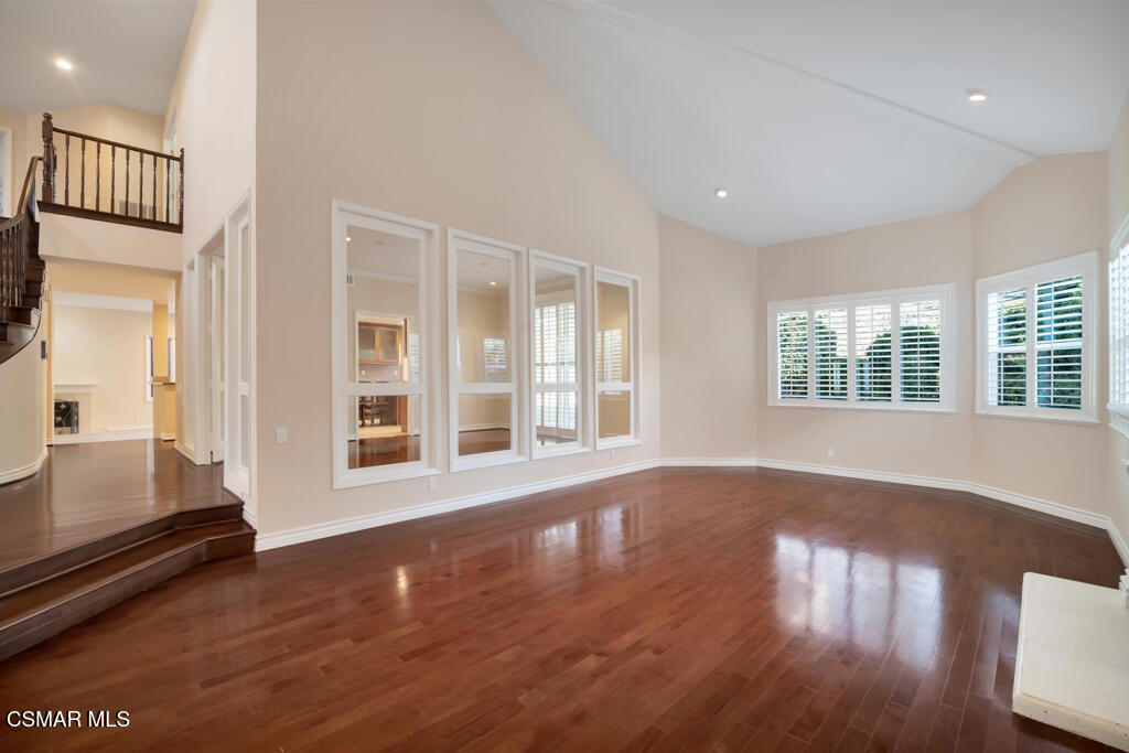 Properties 12048 Silver Crest Street