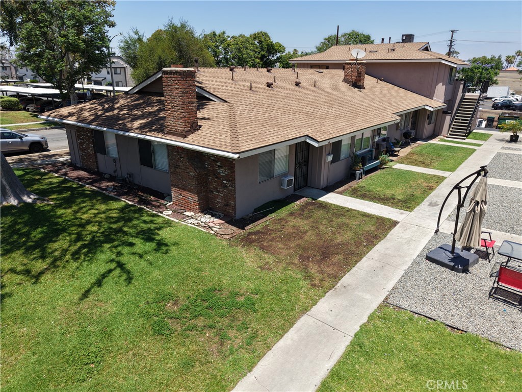 1151 W 9th Street