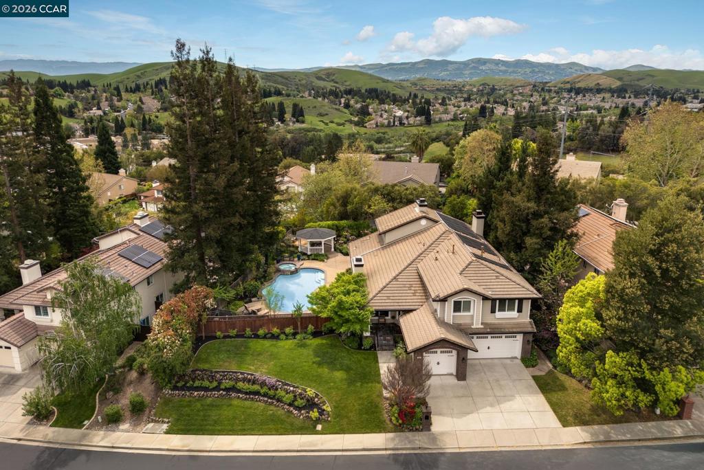 810 Buckingham Place