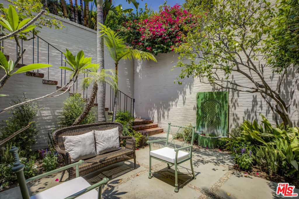 3659 Shannon Road