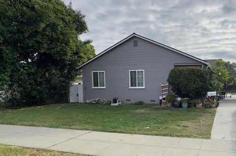 Photo of 932 Princess Anne Drive, San Jose, CA 95128 (MLS # ML82046736)