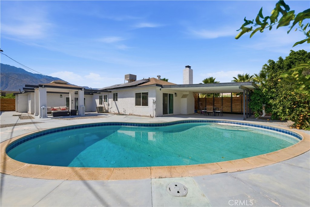 4351 E Calle De Carlos