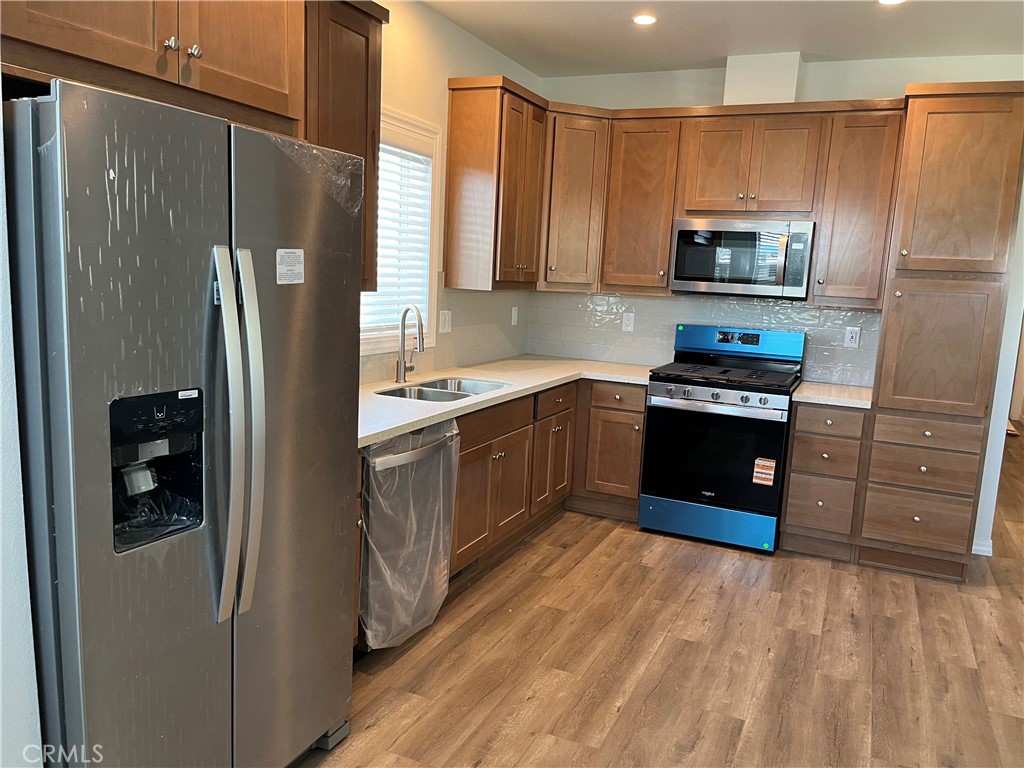 301 E Foothill Boulevard 59