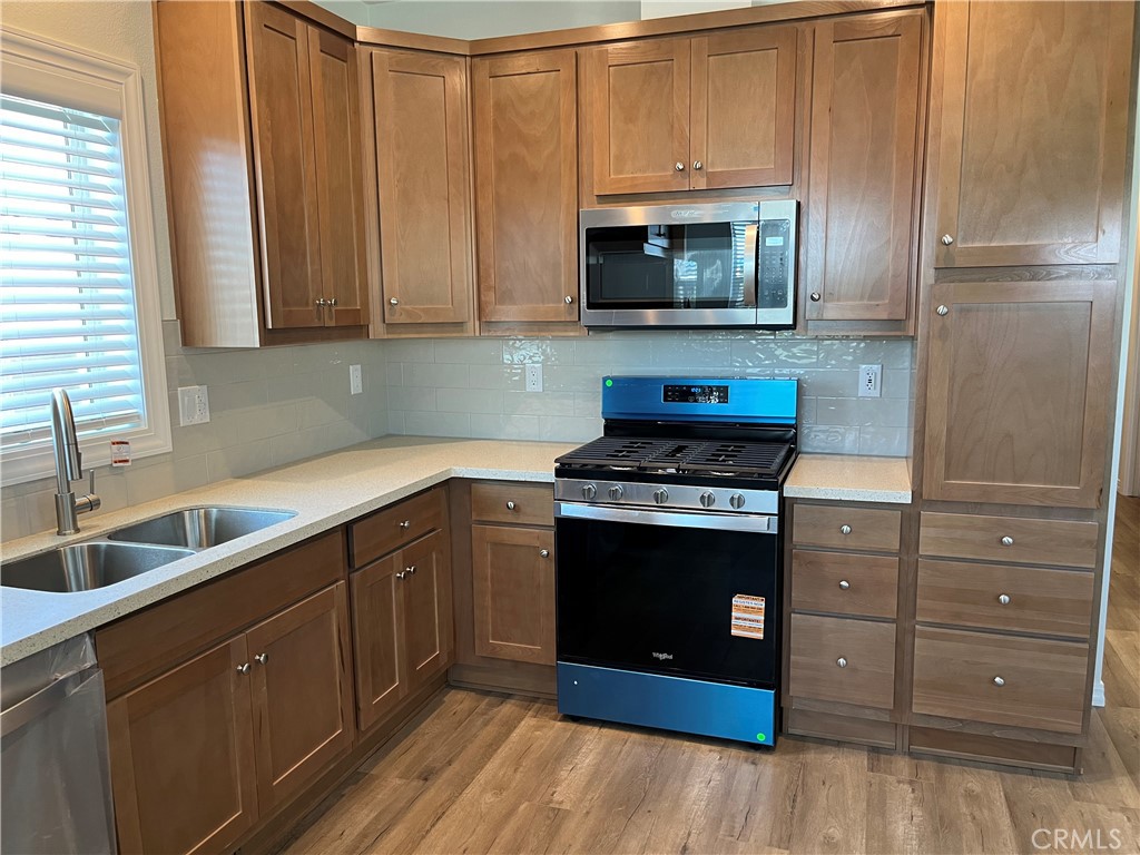 301 E Foothill Boulevard 59