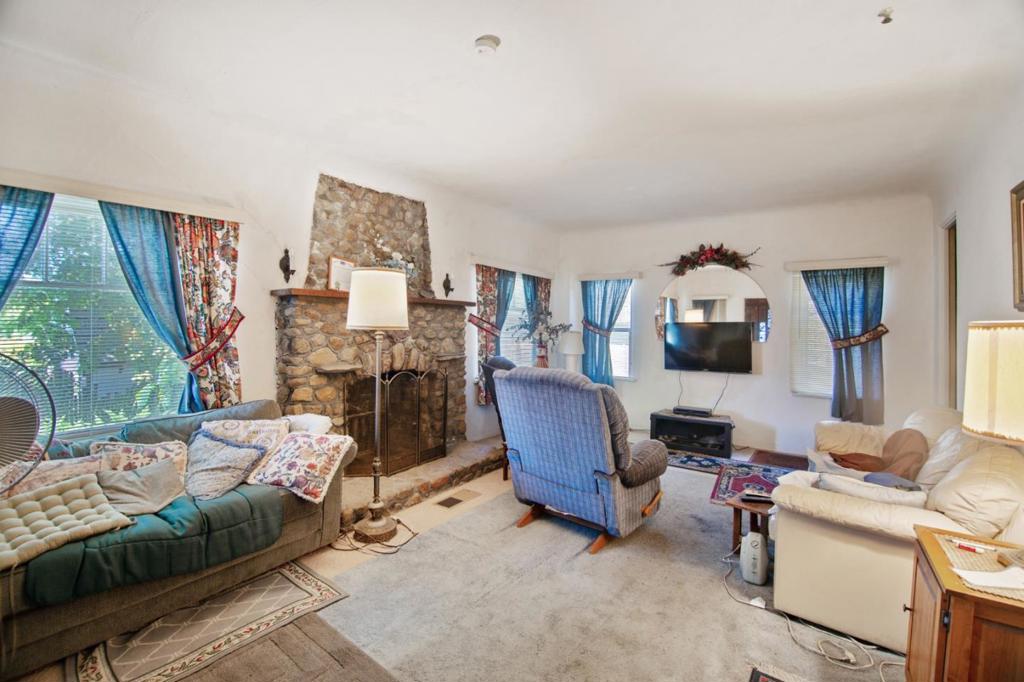 5035 Soquel Drive