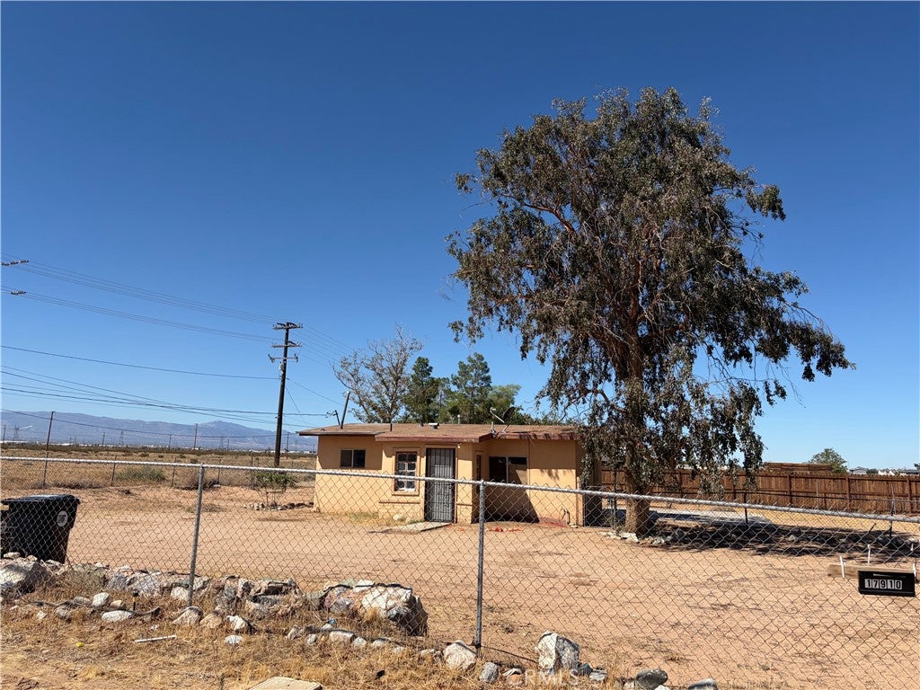 17910 Bellflower
