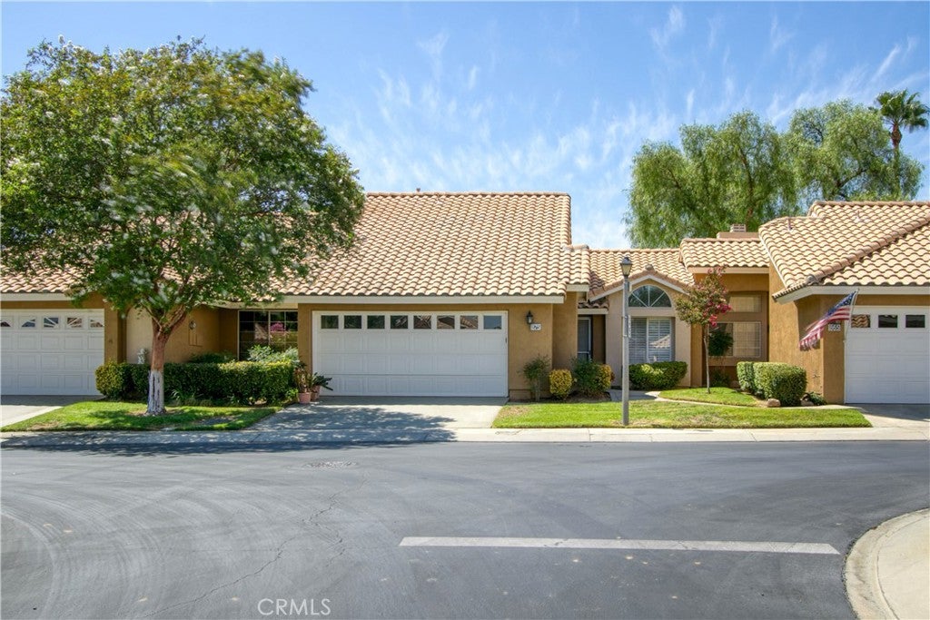 875 Hogan Avenue