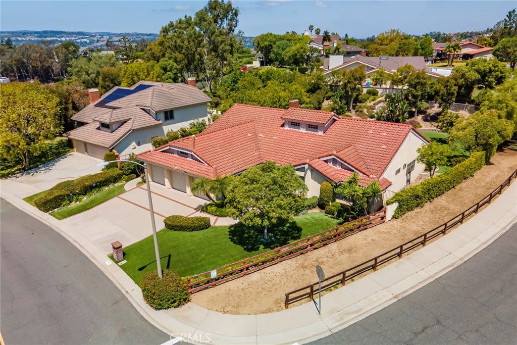 25391 Stageline, Laguna Hills CA 92653 - Photo 49