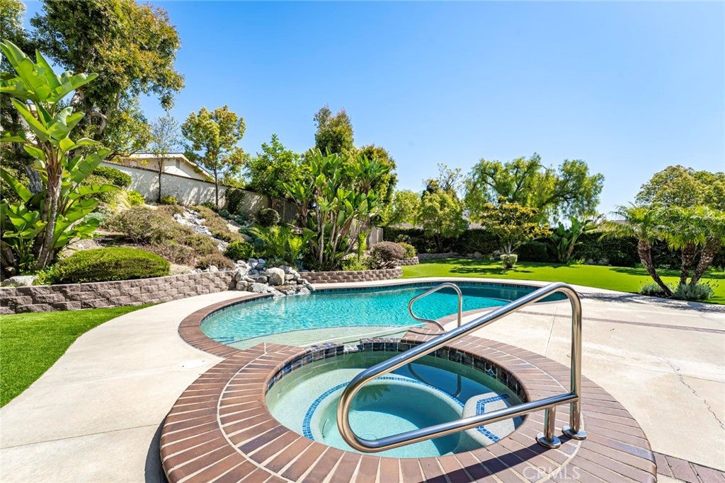 25391 Stageline, Laguna Hills CA 92653 - Photo 43