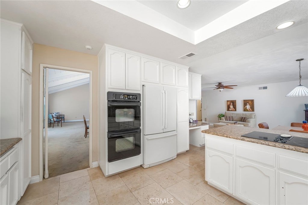 25391 Stageline, Laguna Hills CA 92653 - Photo 13