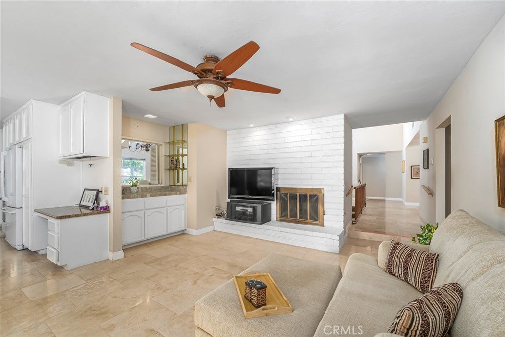 25391 Stageline, Laguna Hills CA 92653 - Photo 21
